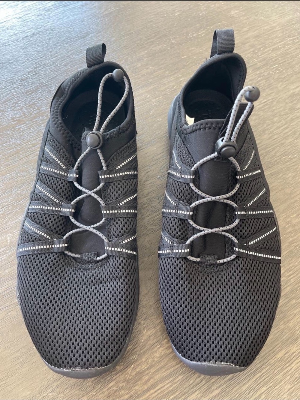 all in motion Black Men's Water Shoes with Quick-Adjust Lacing size 10